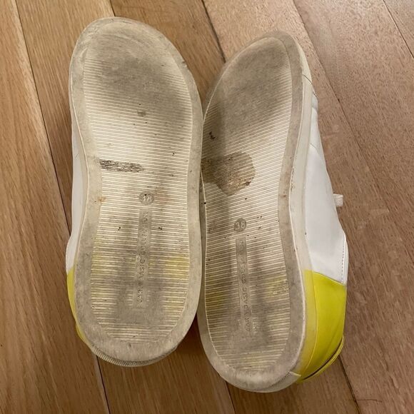 WhiteĀ sneakersā
fromāZara - Picture 7 of 8